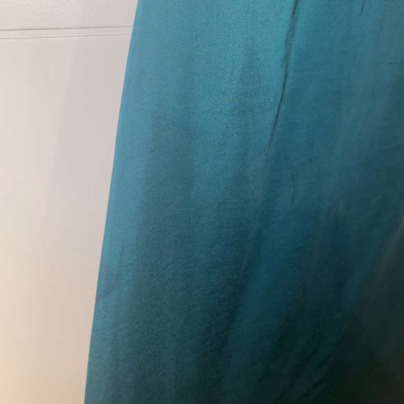 Emerald Backless Floor Length Dress - Picture 4 of 10